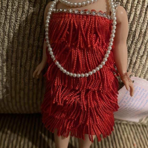 Madame Alexander Flapper Doll Blonde with Red Dress Made in U.S.A. - Picture 5 of 12